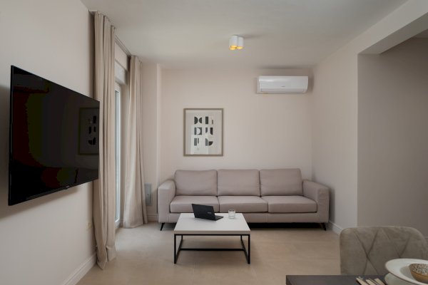 Villa Bellatrix 1 & 2