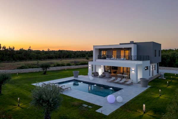 Villa Epic 2 & 3