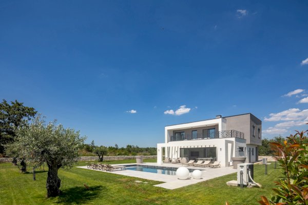 Villa Epic 2