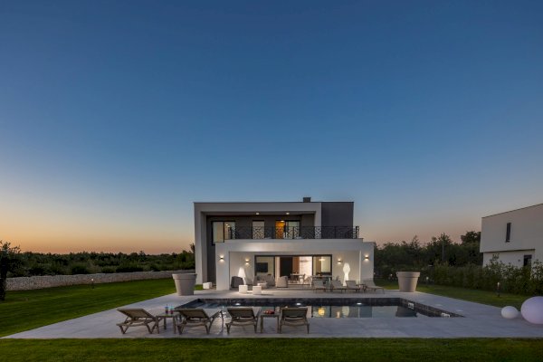Villa Epic 8