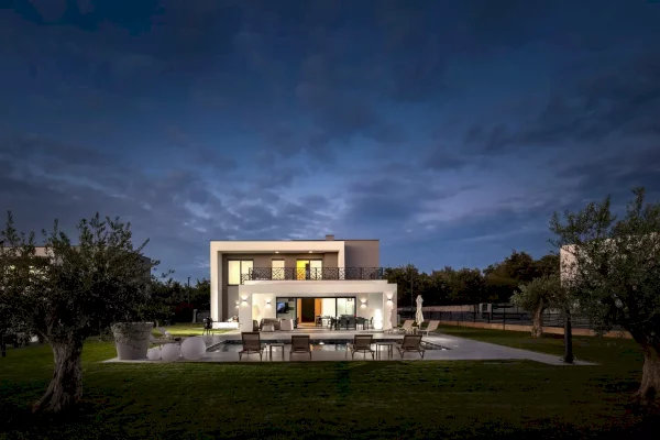 Villa Elara